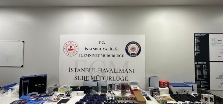 İstanbul Havalimanı'nda kaçak ürünlerle yakalanan 3 kişi serbest bırakıldı