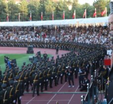 MSÜ Kara Harp Okulu Diploma Alma ve Sancak Devir Teslim Töreni yapıldı