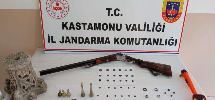 Kastamonu'da tarihi eserleri satmak isteyen şüpheliyi jandarma ekipleri yakaladı