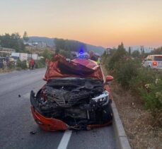 Muğla'da otomobille motosikletin çarpıştığı kazada 2 kişi öldü, 2 kişi yaralandı