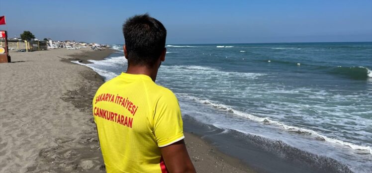 Sakarya ve Kocaeli sahillerinde olumsuz deniz koşulları nedeniyle denize girmek yasaklandı