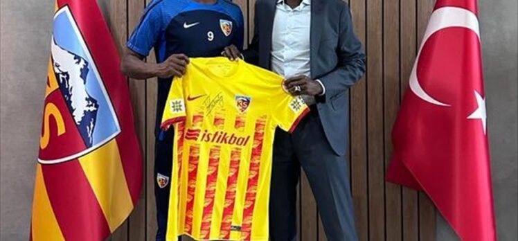 Senegal'in Ankara Büyükelçisi Gueye, Kayserispor'u ziyaret etti