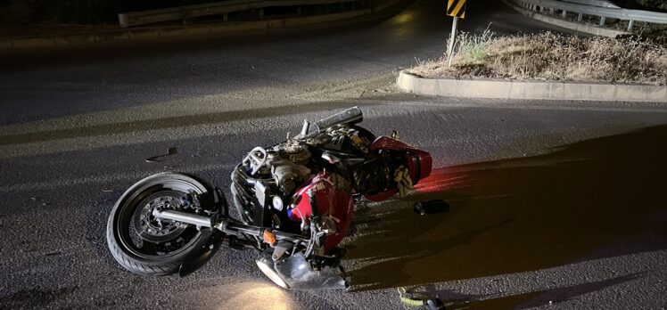 Sinop'ta kaldırıma çarpan motosikletin yabancı uyruklu sürücüsü öldü