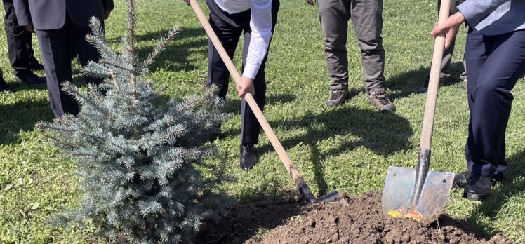 Tarım ve Orman Bakanı Yumaklı Iğdır'daki “Şehir Buluşmaları”nda konuştu: