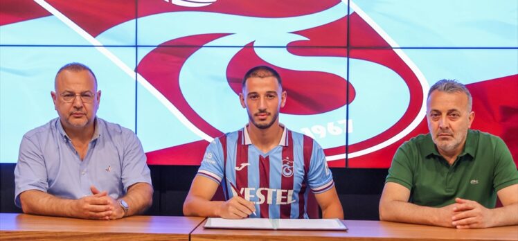 Trabzonspor iki genç futbolcusuyla sözleşme yeniledi