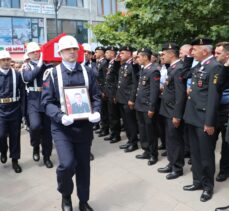 Trafik kazasında hayatını kaybeden uzman çavuşun cenazesi toprağa verildi