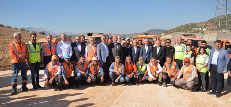 Ulaştırma ve Altyapı Bakanı Uraloğlu, Kahramanmaraş'ı ziyaret etti