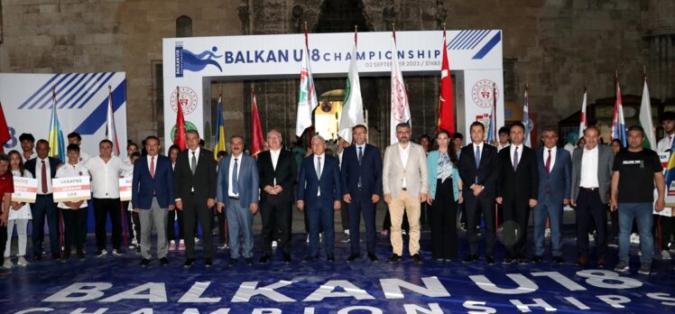 18 Yaş Altı Atletizm Balkan Şampiyonası'nın açılış seremonisi yapıldı