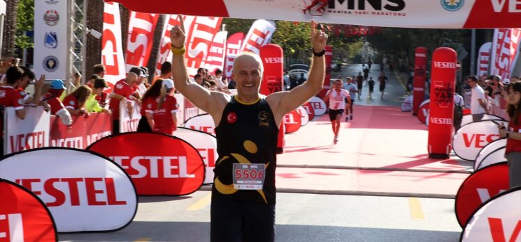 2. Uluslararası Vestel Manisa Yarı Maratonu koşuldu