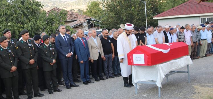 Amasya'da vefat eden Kıbrıs gazisi son yolculuğuna uğurlandı
