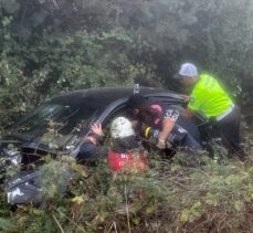 Anadolu Otoyolu'nda şarampole devrilen otomobilin sürücüsü ağır yaralandı