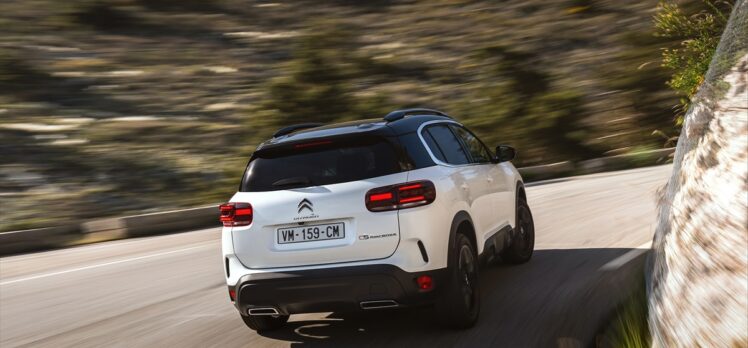 Citroen C5 Aircross Hybrid, e-Series donanımıyla kasımda Türkiye'de