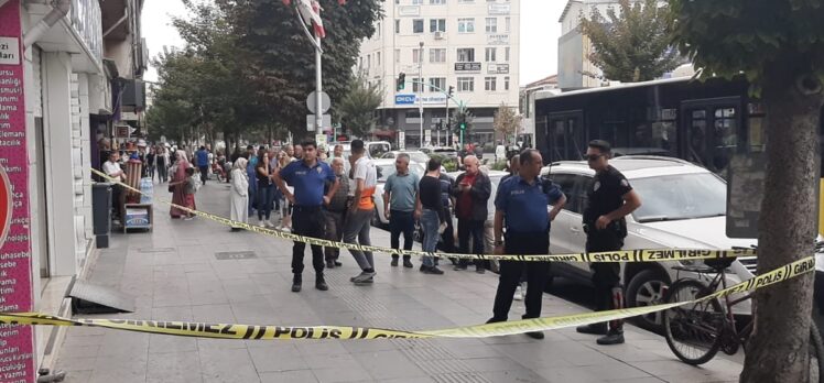 Çorum'da boşandığı eşini bıçakla yaralayan zanlı yakalandı