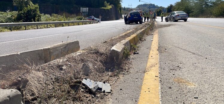 Düzce'de iki otomobilin çarpıştığı kazada 1 çocuk yaralandı