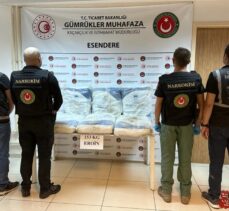 Hakkari'de Esendere Gümrük Kapısı'ndaki tırda 153 kilogram eroin ele geçirildi