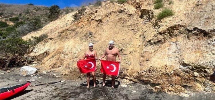 İki Türk sporcu, California'daki Catalina Kanalı'nı 13 saatte yüzerek geçti