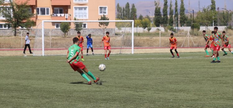 Kaybedeni olmayan futbol turnuvasının şampiyonu, Diyarbakırlı depremzede çocuklar oldu