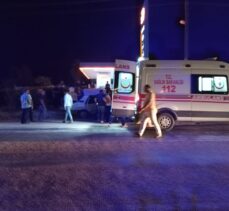 Osmaniye'de iki otomobilin çarpıştığı kazada 8 kişi yaralandı