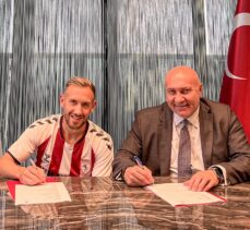 Samsunspor, Fransız futbolcu Flavien Tait'i renklerine bağladı