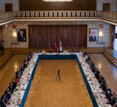 TBMM Başkanı Kurtulmuş, basın kuruluşlarının Ankara temsilcileriyle bir araya geldi: (1)