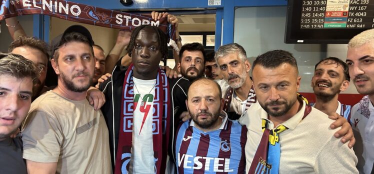 Trabzonspor'un yeni transferi Batista Mendy, Trabzon'a geldi