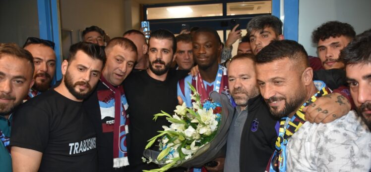 Trabzonspor'un yeni transferi Nicolas Pepe Trabzon'a geldi