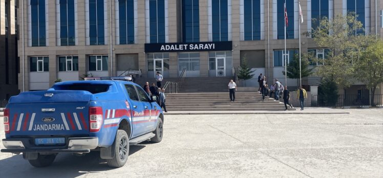 Van'da doktoru darbeden 2 şüpheli tutuklandı