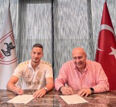 Yılport Samsunspor, forvet oyuncusu Ercan Kara'yı transfer etti