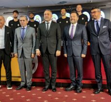 Galatasaray Erkek Basketbol Takımı'nın isim ve forma sponsoru EKMAS oldu