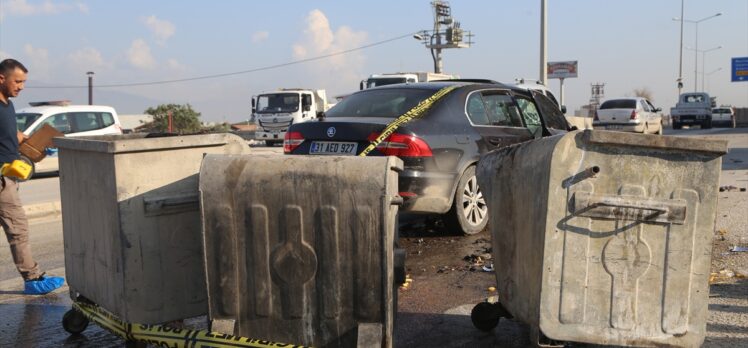 Hatay'da otomobille çöp kamyonu arasına sıkışan  temizlik işçisi öldü