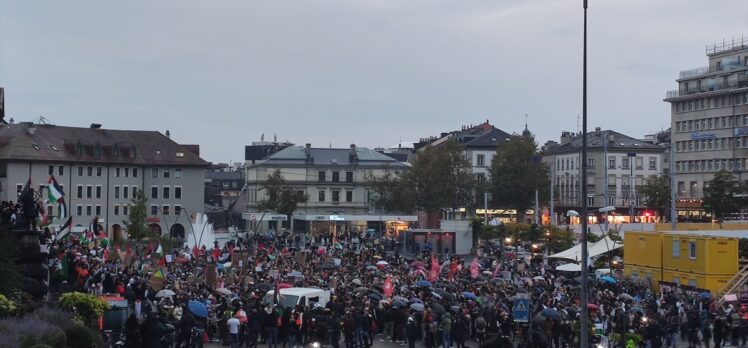 İsviçre'de, İsrail'in Gazze'ye yönelik saldırıları protesto edildi