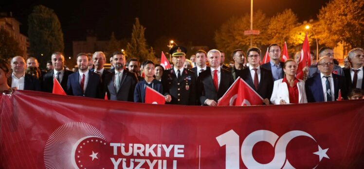 Karabük'te Cumhuriyet'in 100. yılı dolayısıyla resepsiyon düzenlendi