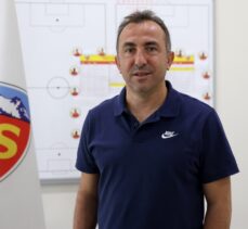 Kayserispor Teknik Direktörü Recep Uçar'ın hedefi coşkulu oyun: