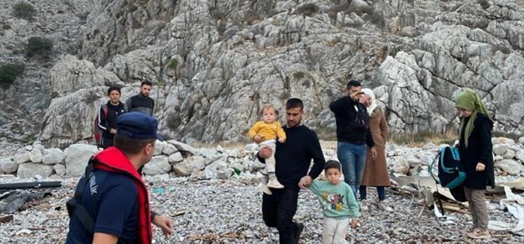 Marmaris'te 8 düzensiz göçmen yakalandı