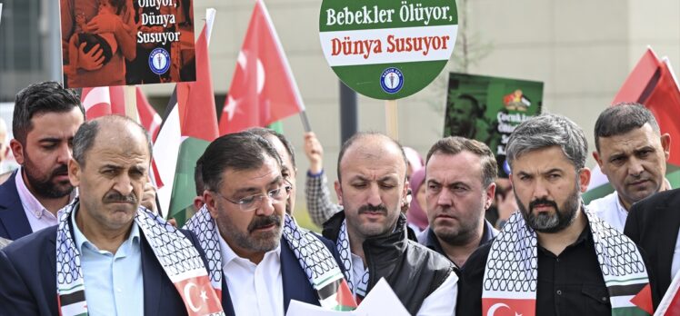 Sağlık-Sen üyeleri İsrail'in Gazze'ye saldırılarını protesto etti