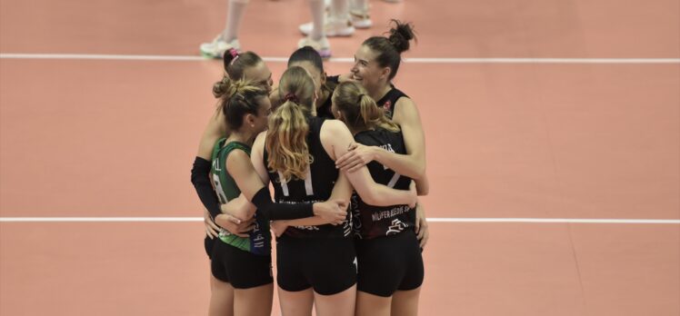 Voleybol: Vodafone Sultanlar Ligi