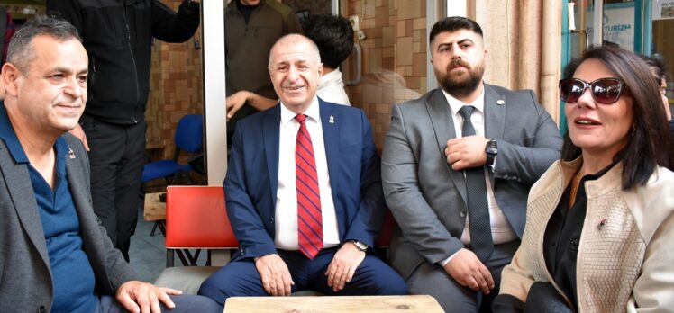 Zafer Partisi Genel Başkanı Özdağ, Kırıkkale'de ziyaretlerde bulundu