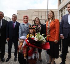 Aile ve Sosyal Hizmetler Bakanı Göktaş, Gaziantep'te ziyaretlerde bulundu