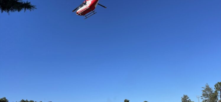 Bartın'da ambulans helikopter 8 aylık bebek için havalandı