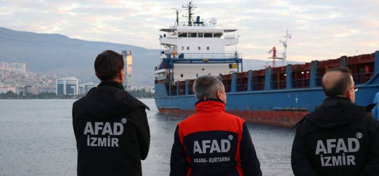 Gazze'ye sağlık malzemeleri taşıyacak gemi İzmir'den yola çıktı