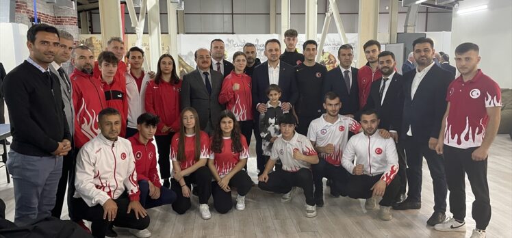 Gençlik ve Spor Bakan Yardımcısı Eminoğlu, Zonguldak'ta temaslarda bulundu