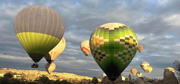 Kapadokya'da balon turu 12 gün aradan sonra yapılabildi