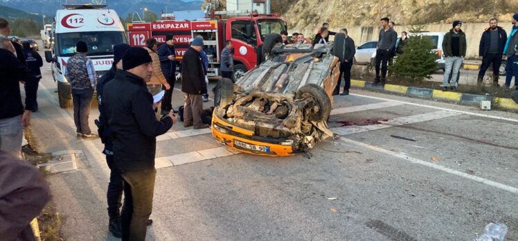 Karabük'teki trafik kazasında 1 kişi öldü, 4 kişi yaralandı