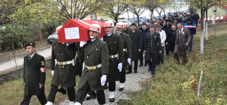 Kıbrıs gazisi emekli Albay Mustafa Özcan toprağa verildi