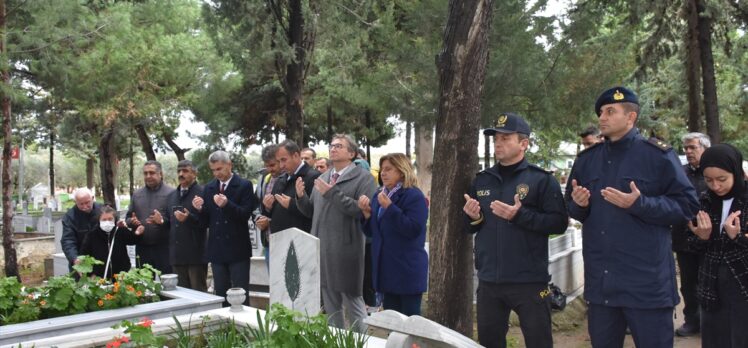 Şehit öğretmen Neşe Alten ve babası mezarları başında anıldı