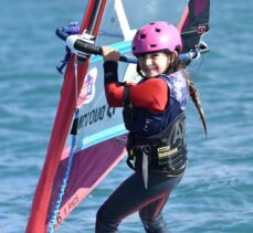 TYF Yelken Ligi Funboard Slalom 1. ayak mücadelesi İzmir'de tamamlandı