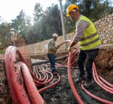 AEDAŞ, Kaş'ın elektrik şebeke uzunluğunu yüzde 21, trafo gücünü yüzde 46 arttı