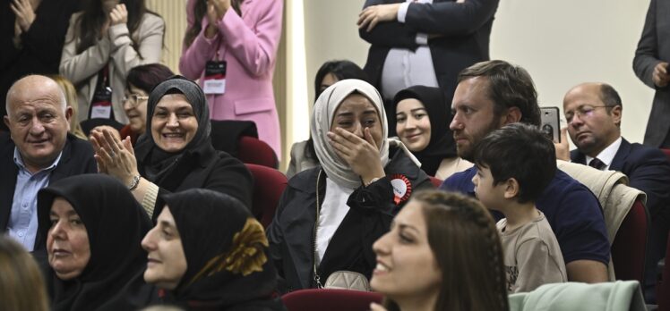 Bakan Göktaş, şehit yakını, gazi ve gazi yakınlarının kamuya yerleştirilmesi töreninde konuştu: