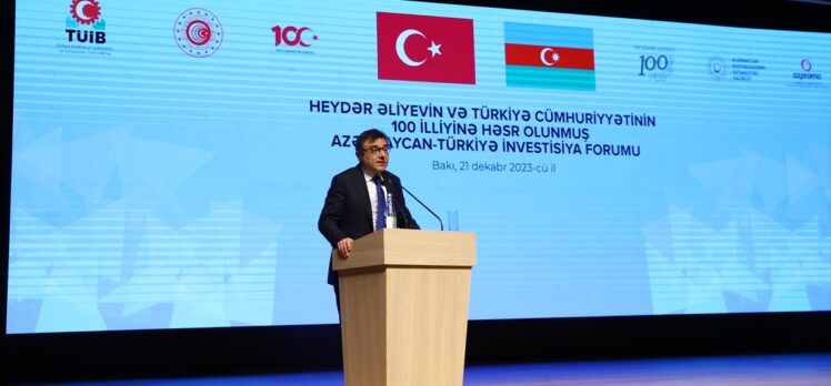 Bakü'de Azerbaycan-Türkiye Yatırım Forumu yapıldı