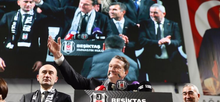 Beşiktaş Kulübünün yeni başkanı Hasan Arat, teşekkür konuşması yaptı: